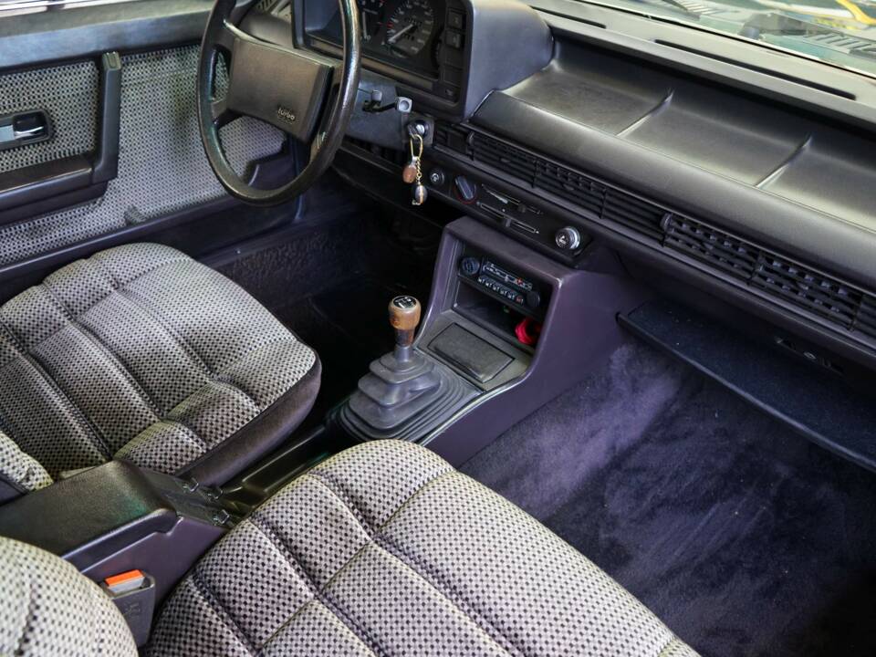 Immagine 19/39 di Audi 200 5T (1982)