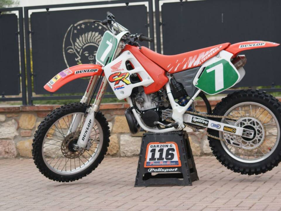 Image 26/50 of Honda DUMMY (1991)