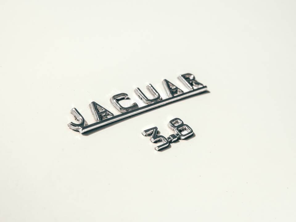 Image 15/18 de Jaguar Mk II 3.4 (1963)