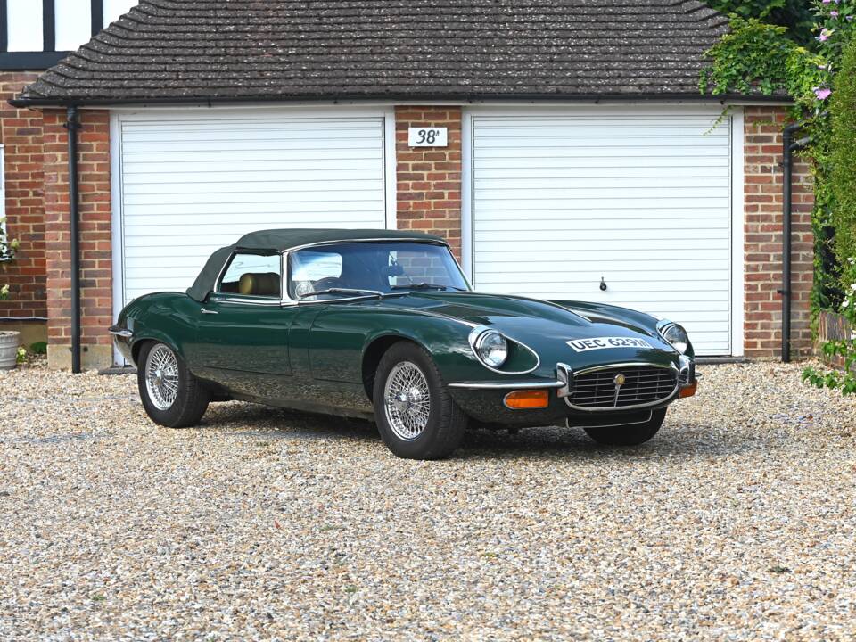 Image 12/26 de Jaguar Type E V12 (1973)