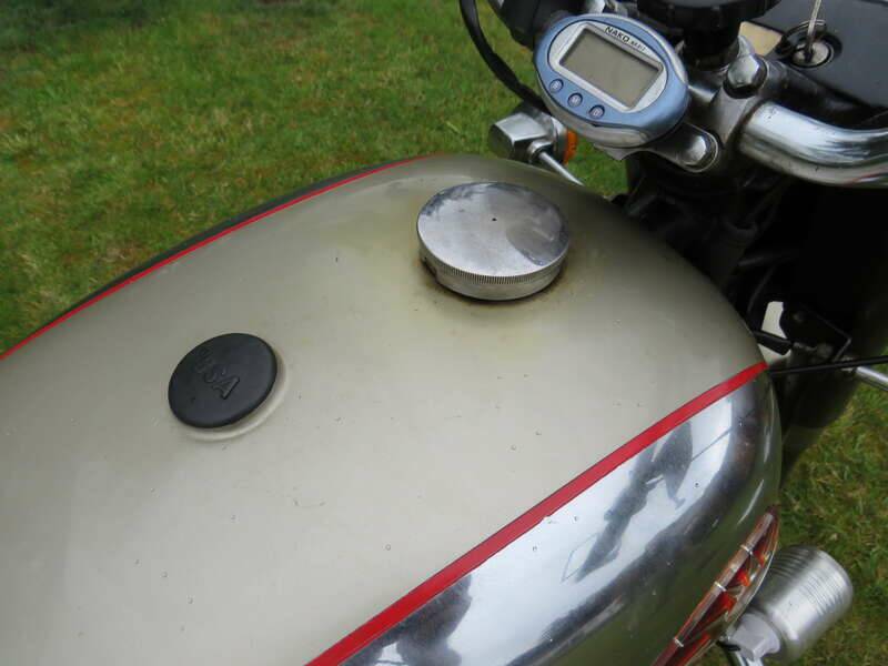Image 13/43 of BSA A 10 Golden Flash (1960)