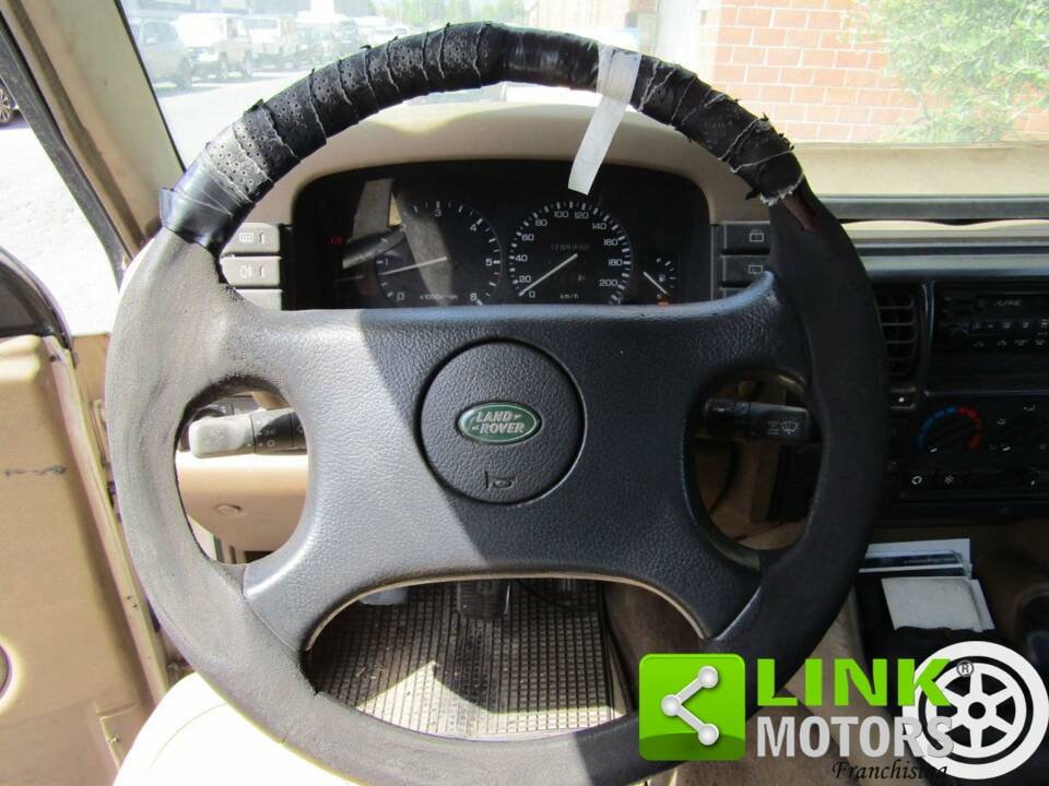 Image 9/10 of Land Rover Discovery 3.9 V8 (1996)