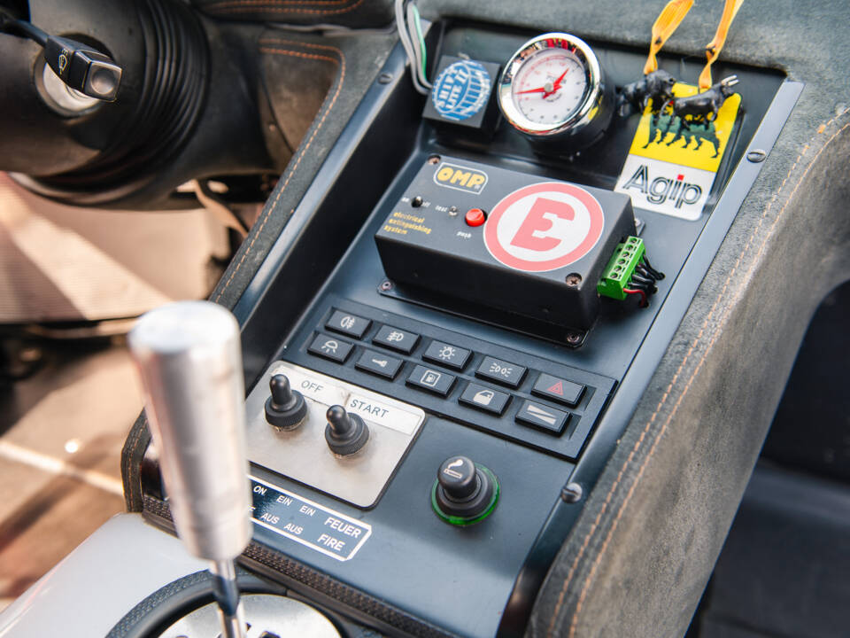 Image 48/63 of Lamborghini Diablo SV-R (1996)