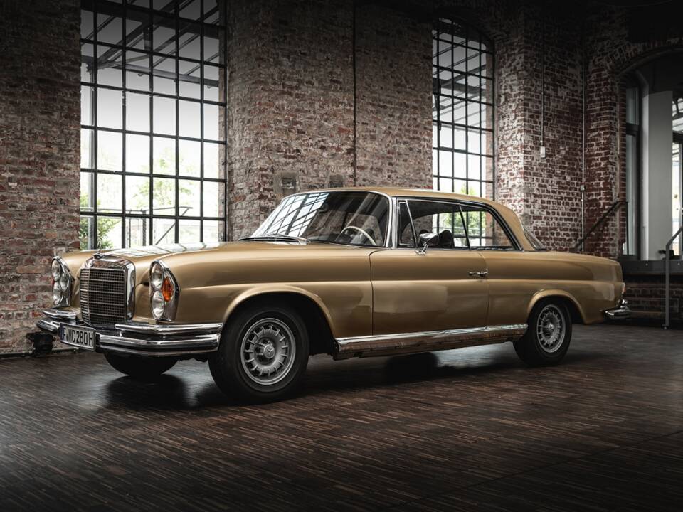 Image 8/30 of Mercedes-Benz 280 SE (1970)