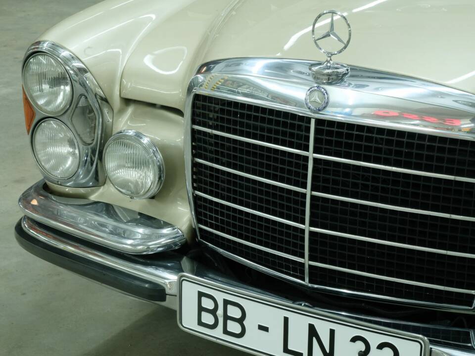 Bild 26/50 von Mercedes-Benz 300 SEL 6.3 (1968)