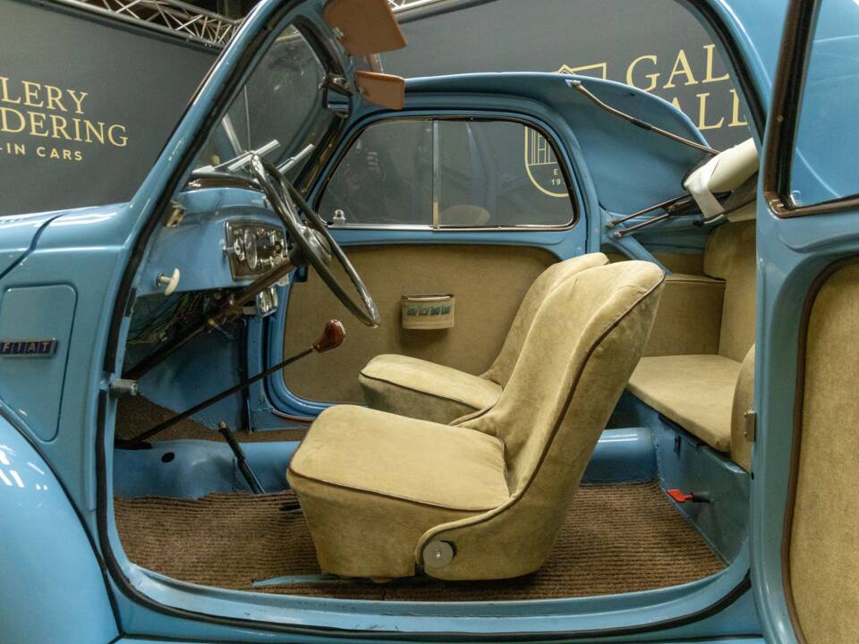Image 3/50 of FIAT 500 C Topolino (1949)