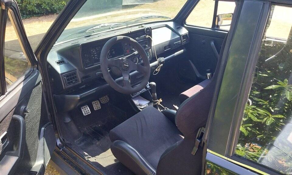 Bild 2/7 von Volkswagen Golf I Cabrio GLi 1.6 (1979)