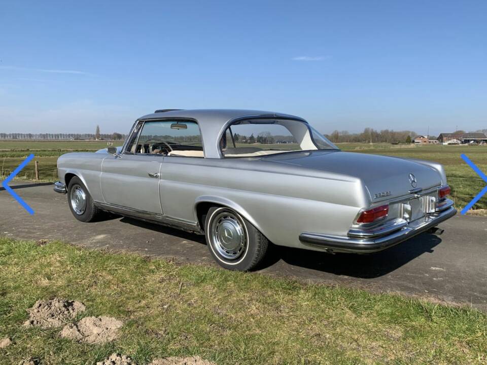 Bild 6/8 von Mercedes-Benz 220 SE b (1962)