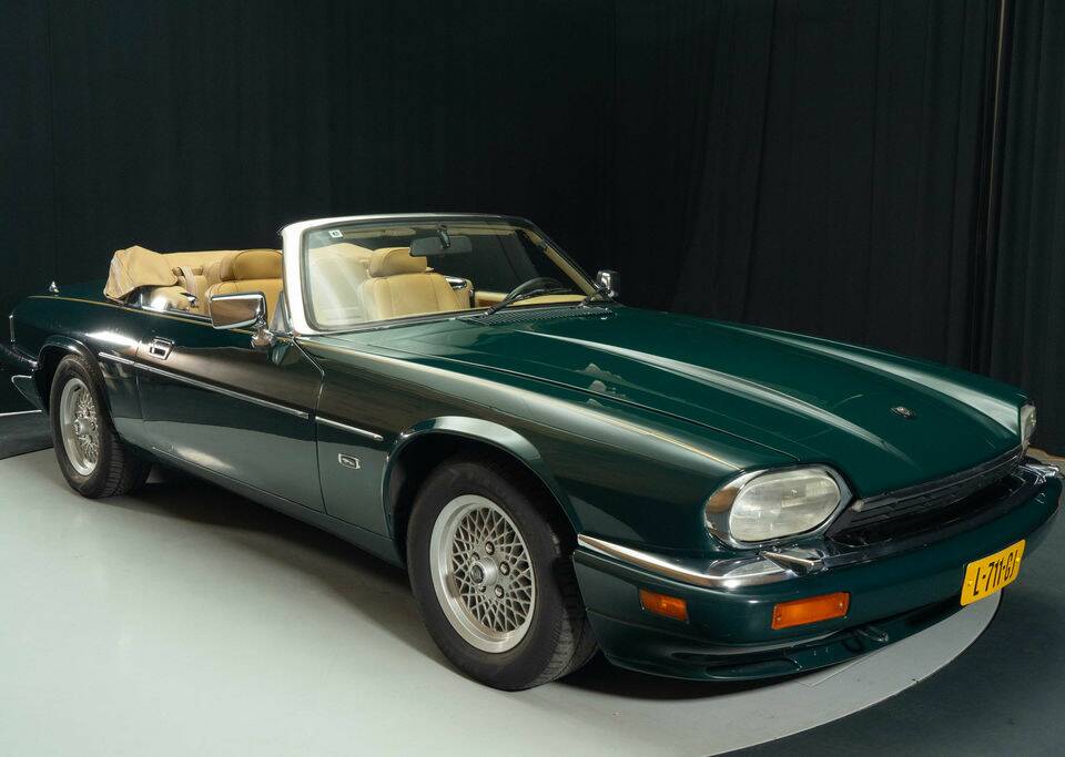 Image 1/8 of Jaguar XJS 4.0 (1994)