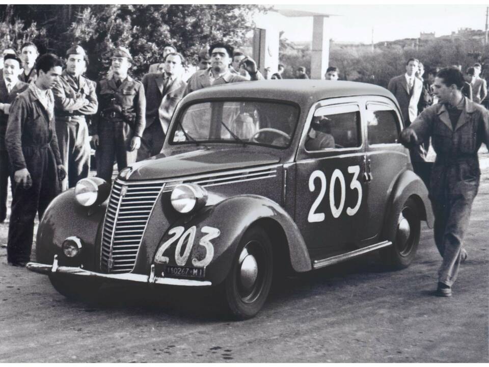 Image 7/50 of FIAT 1100 B (1947)