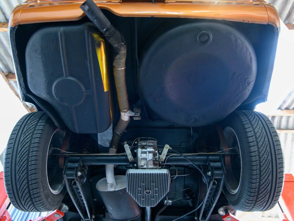 Image 41/56 of Alfa Romeo Giulia Nuova Super 1300 (1974)