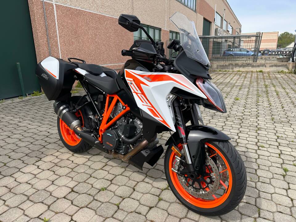 Bild 4/15 von KTM DUMMY (2020)