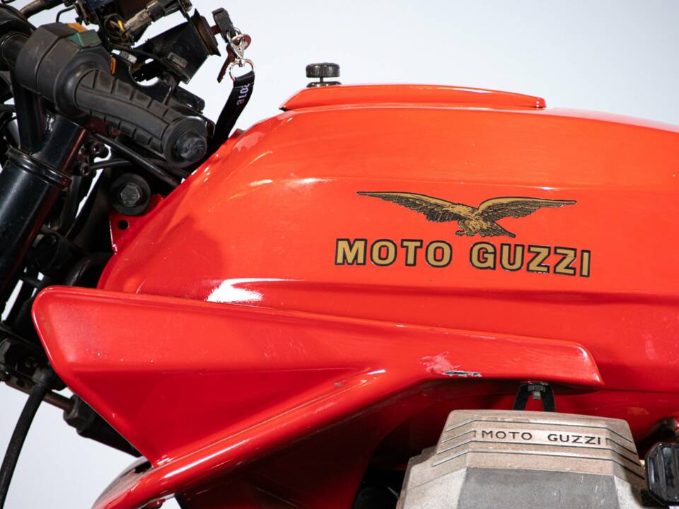 Image 15/49 de Moto Guzzi 850 LeMans (1981)