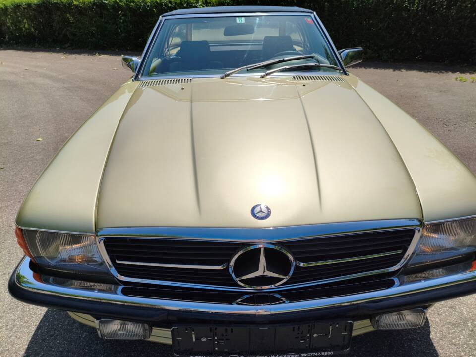 Image 9/12 of Mercedes-Benz 280 SL (1980)