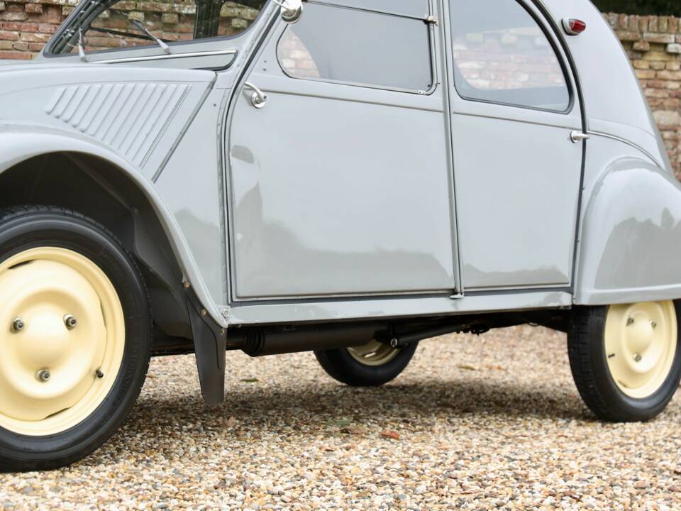 Bild 38/50 von Citroën 2 CV AZ (1955)