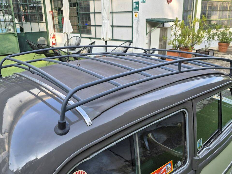 Image 19/42 of FIAT 500 C Belvedere (1953)