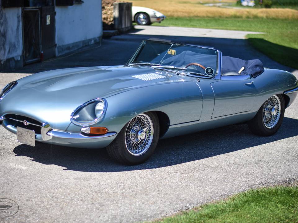 Image 1/26 de Jaguar Type E 3.8 (1963)