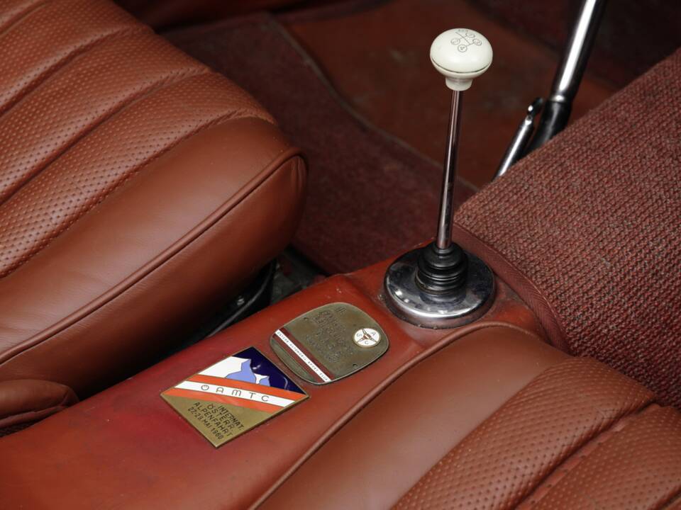 Image 18/26 of Mercedes-Benz 300 SL Roadster (1959)