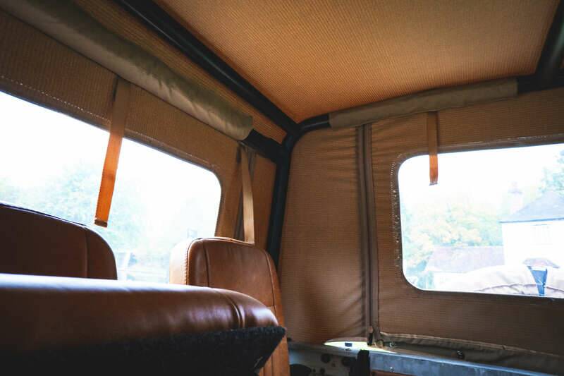 Image 22/50 of Land Rover Defender 90 (1997)