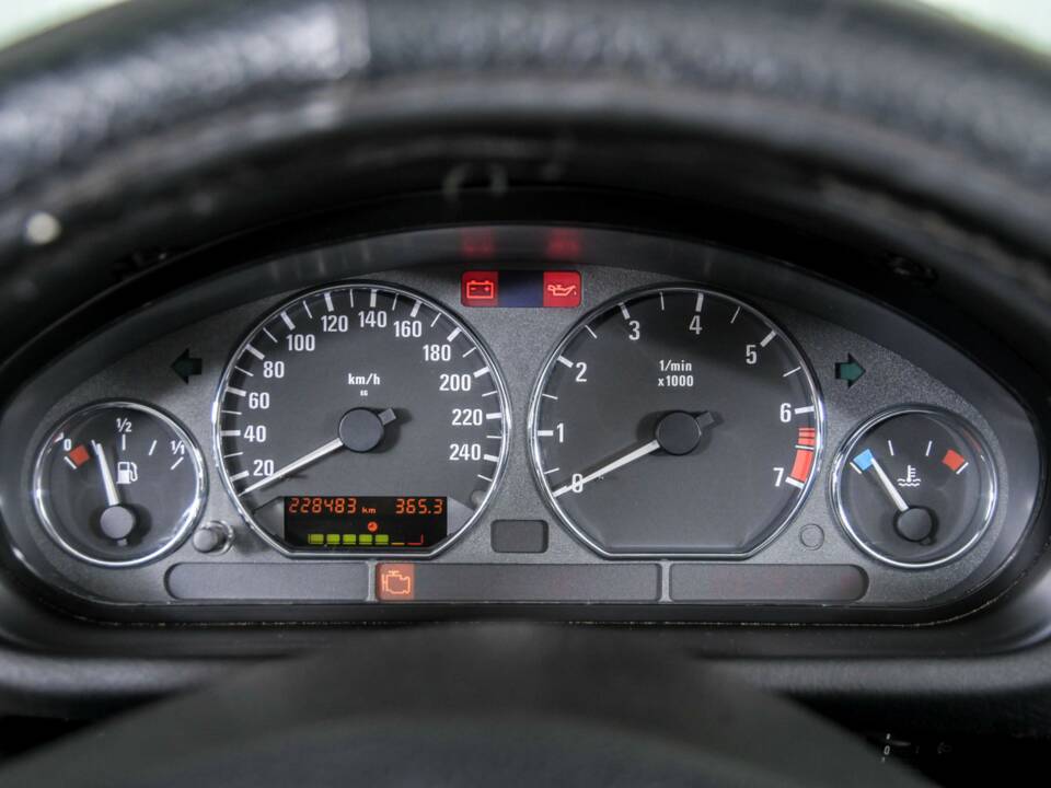 Image 15/50 of BMW Z3 2.0 (1999)