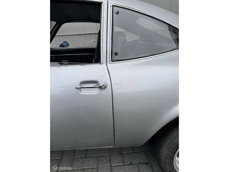 Bild 22/50 von Opel GT 1900 (1971)