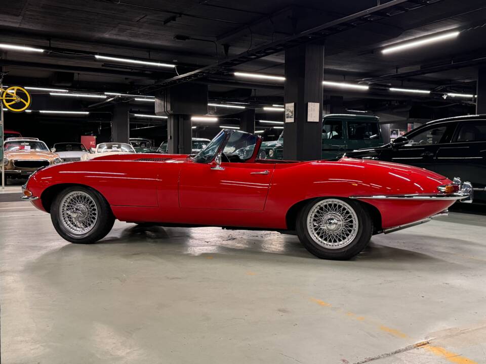 Image 12/24 of Jaguar E-Type 3.8 (1963)