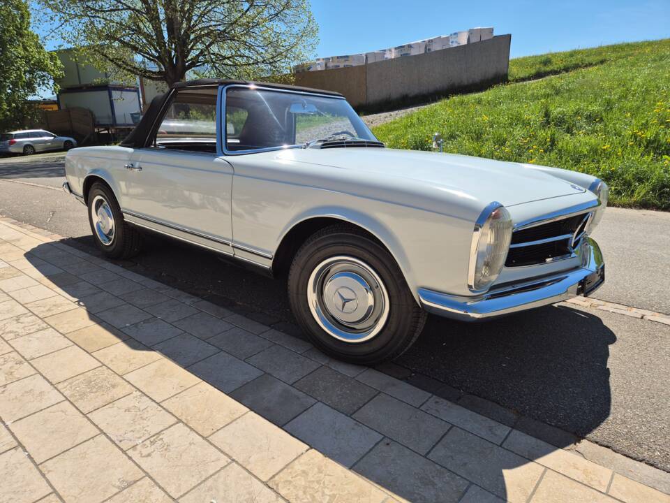 Image 11/62 of Mercedes-Benz 230 SL (1965)