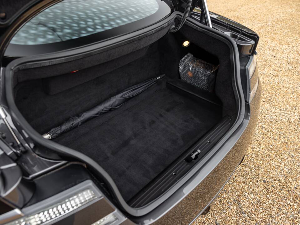 Bild 8/56 von Aston Martin DBS (2010)