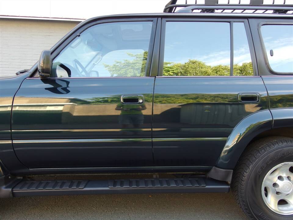 Image 30/99 de Toyota Land Cruiser J80 (1994)