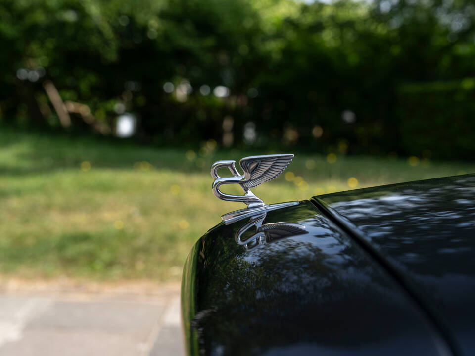 Image 11/31 of Bentley Azure T (2009)