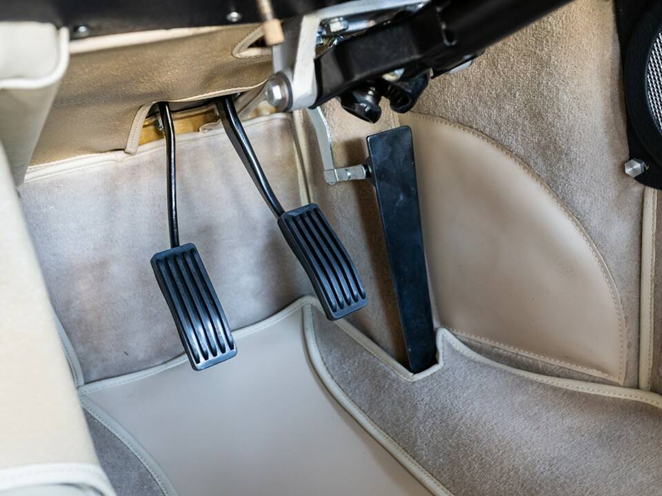 Bild 9/102 von Jaguar E-Type 4.2 (1966)