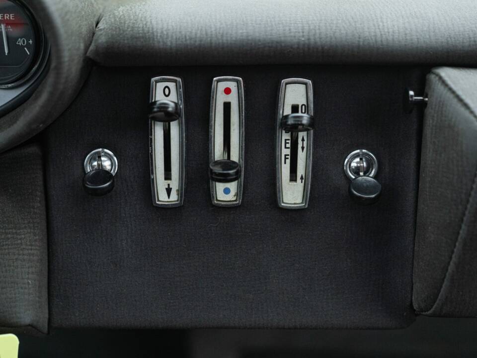 Image 45/50 of Ferrari Dino 246 GT (1971)