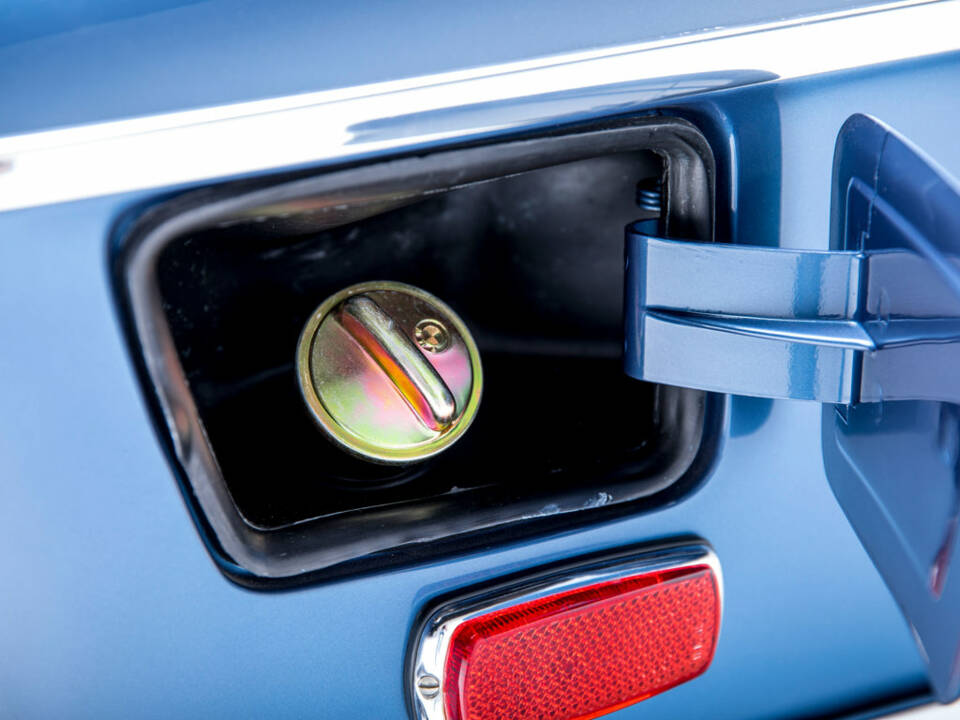 Image 26/50 of BMW 3.0 CS (1972)