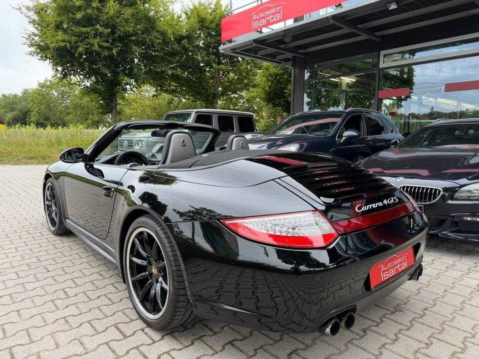 Bild 5/36 von Porsche 911 Carrera 4 GTS (2011)