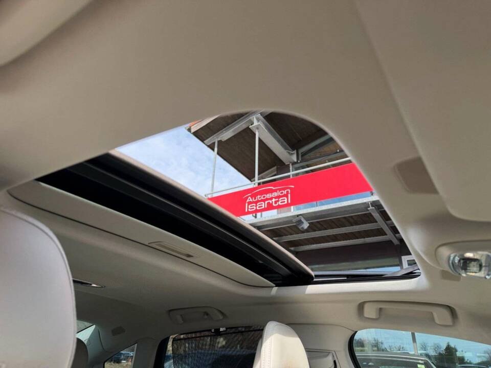 Bild 20/27 von Volvo S90 T8 (2018)