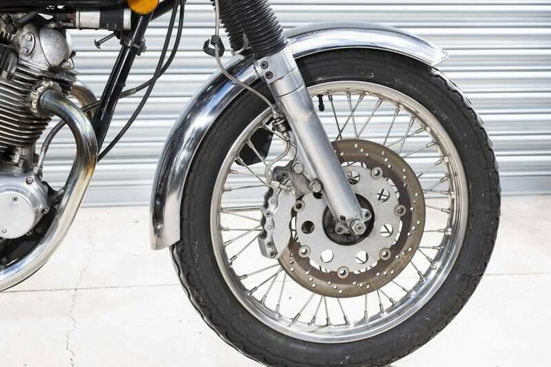 Image 17/27 of Norton DUMMY (1972)