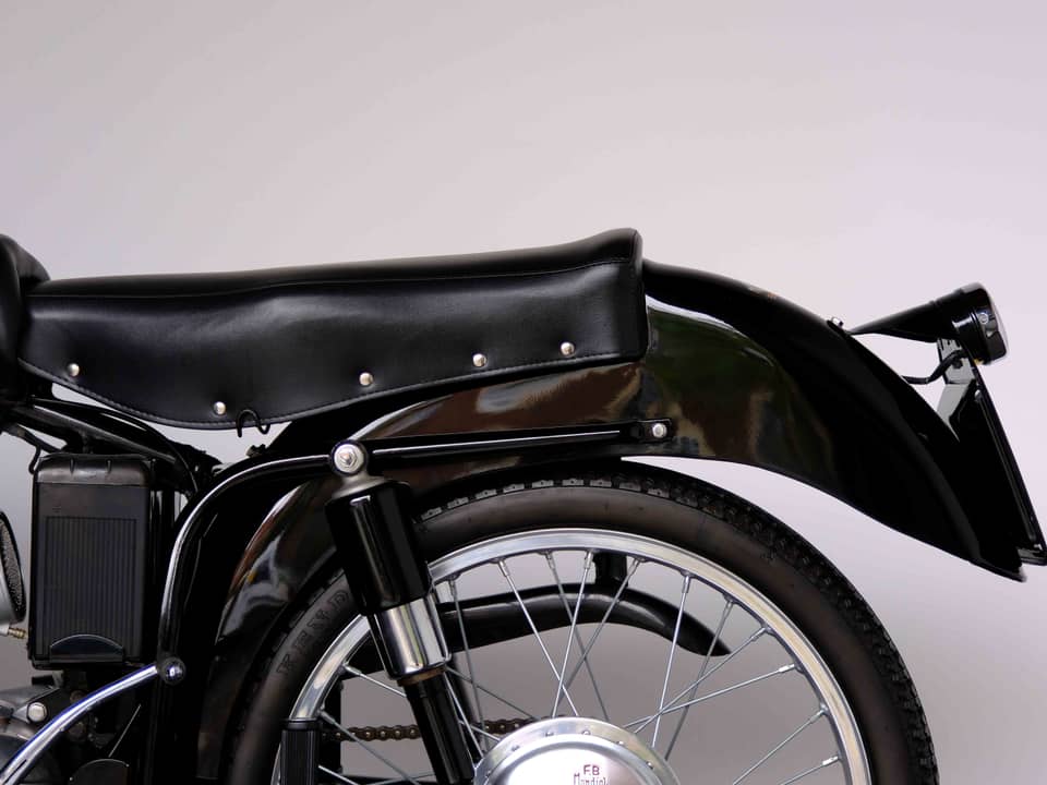 Image 43/68 of Mondial 160 Sport Lusso (1954)