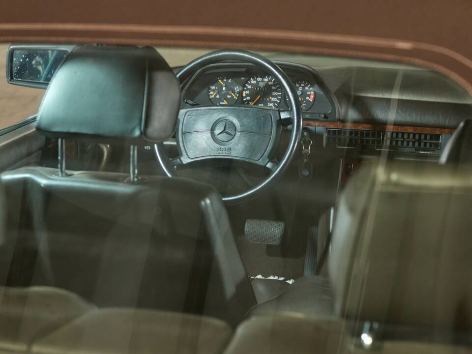 Bild 30/56 von Mercedes-Benz 500 SEC Bähr (1990)