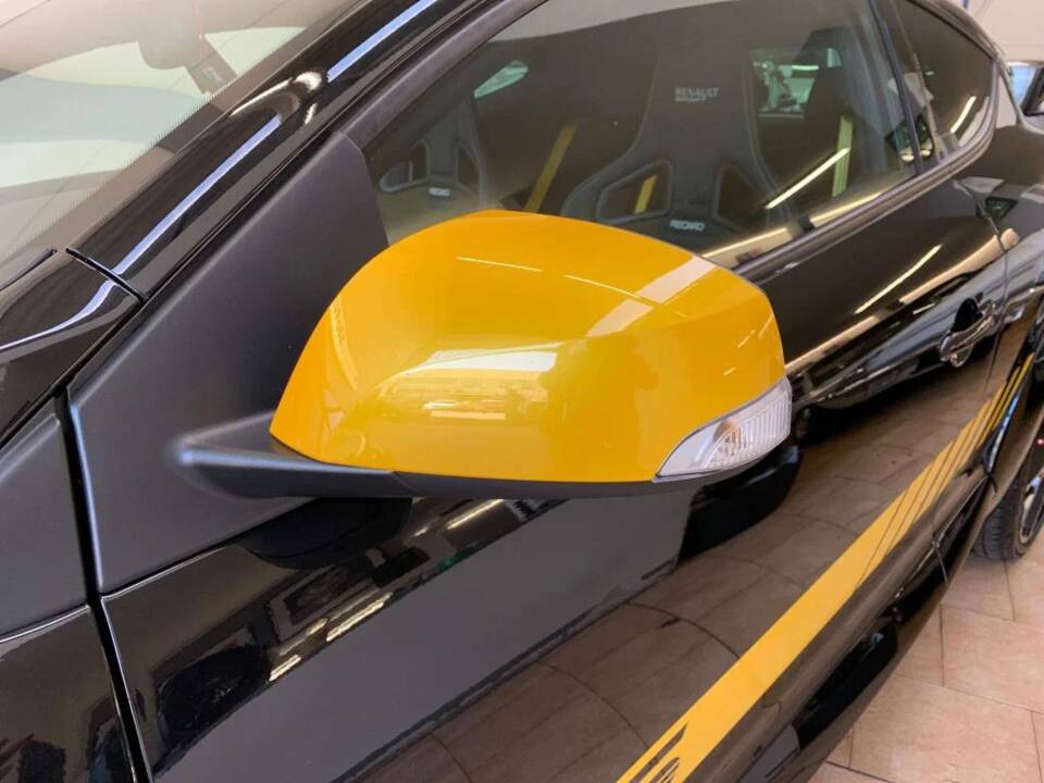 Immagine 14/43 di Renault Mégane RS (2011)