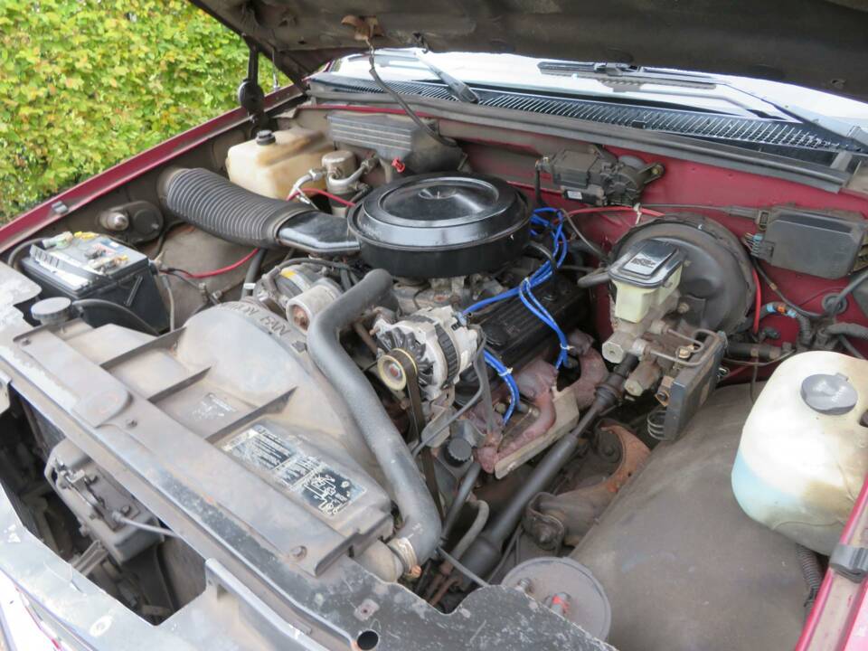 Image 19/20 of GMC Sierra 1500 (1989)