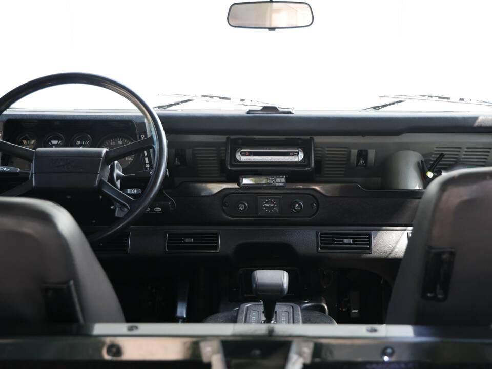 Afbeelding 33/38 van Land Rover 90 (1989)