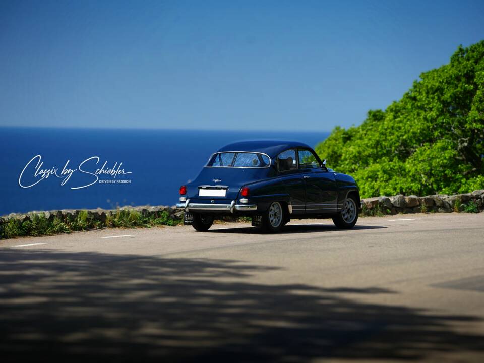Image 3/20 of Saab 96 Sport (1962)