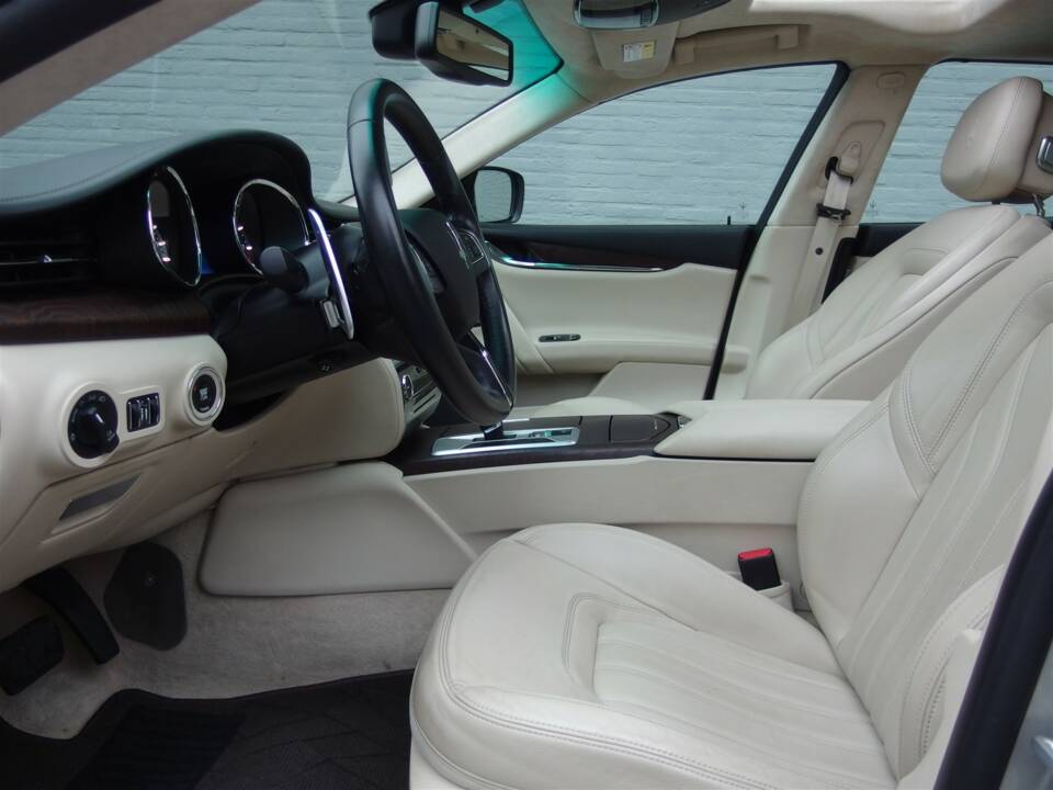 Image 35/90 of Maserati Quattroporte GTS (2013)