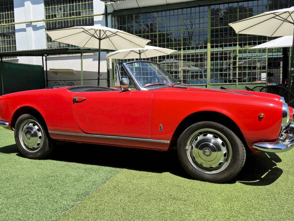 Image 9/71 of Alfa Romeo Giulietta Spider (1961)