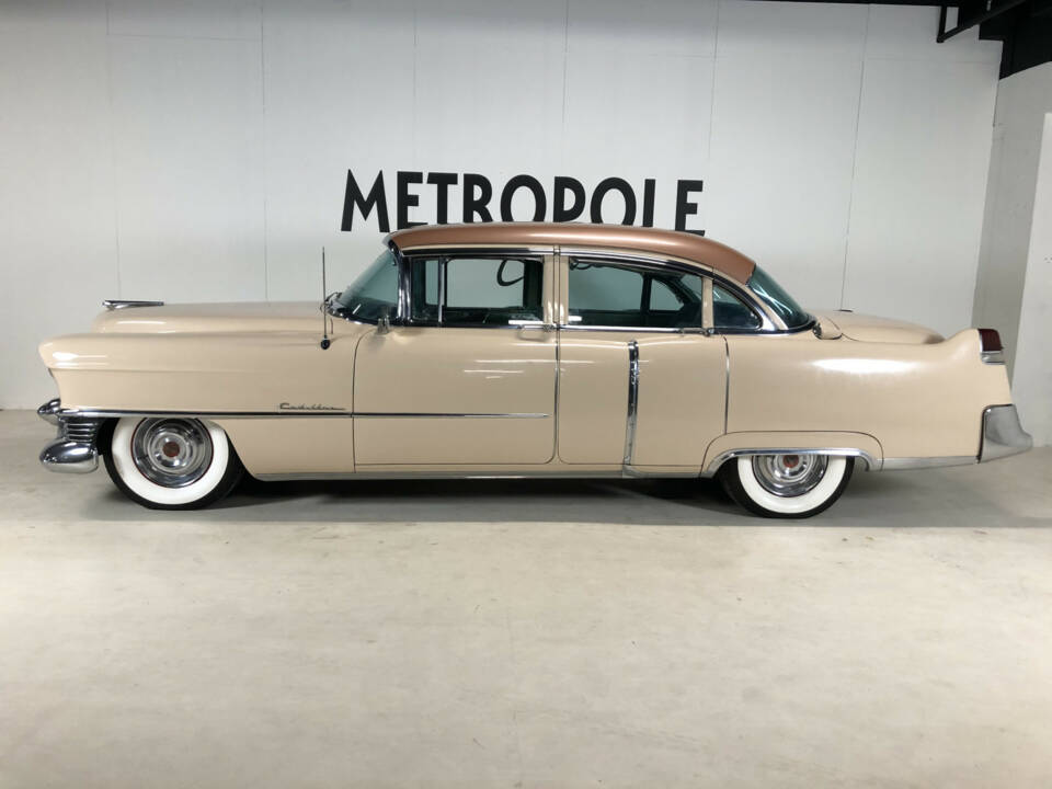 Immagine 4/34 di Cadillac 62 Sedan (1954)