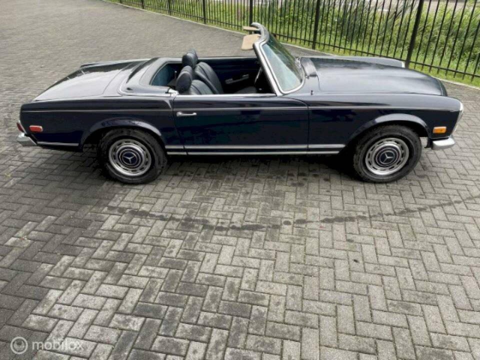 Bild 9/33 von Mercedes-Benz 280 SL (1969)