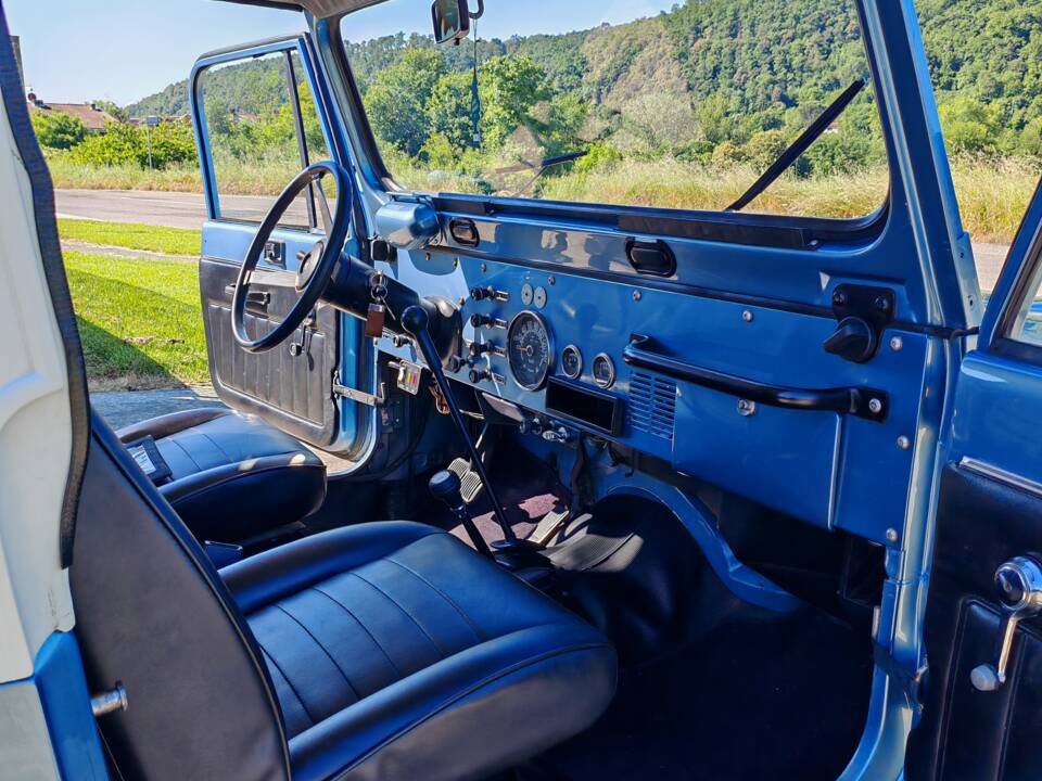 Image 20/31 of Jeep CJ-7 2.4L Diesel (1983)