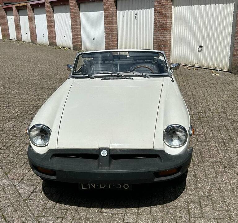 Bild 3/8 von MG MGB (1979)