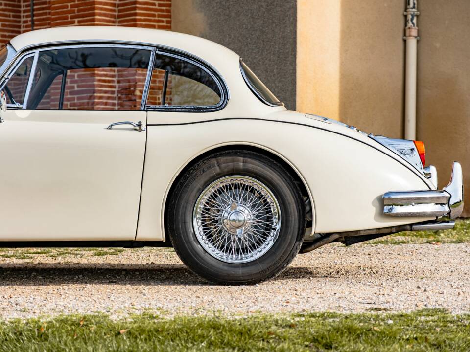 Bild 7/100 von Jaguar XK 150 DHC (1959)