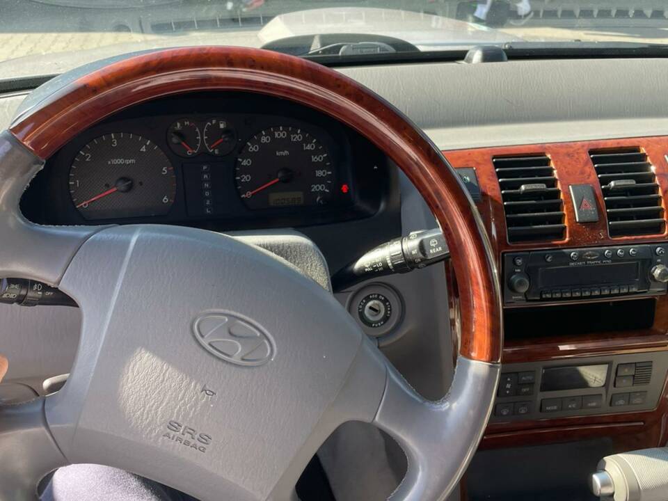 Bild 6/10 von Hyundai Terracan 2.9 CRDi (2004)